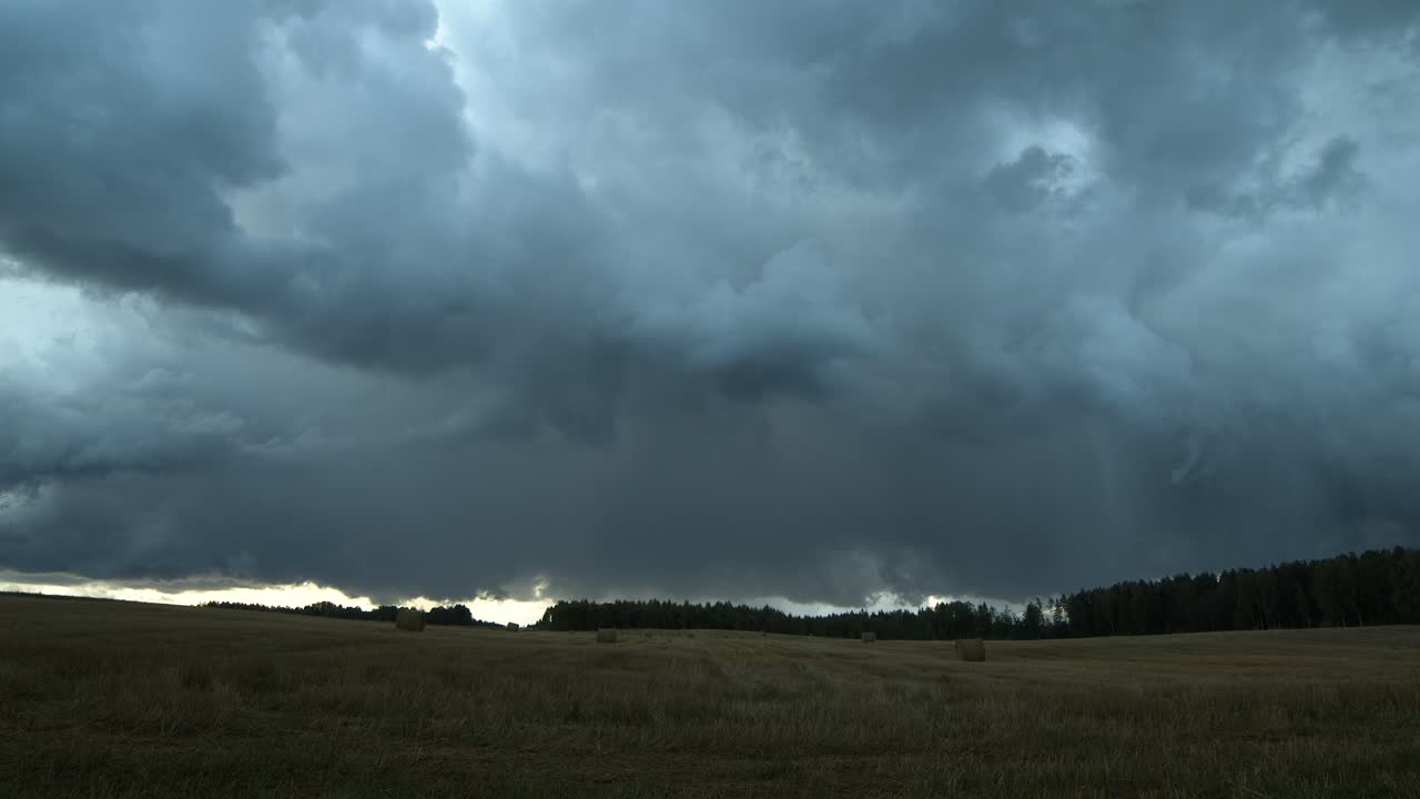 otoño tormenta lluvia nubes time-lapse día soleado