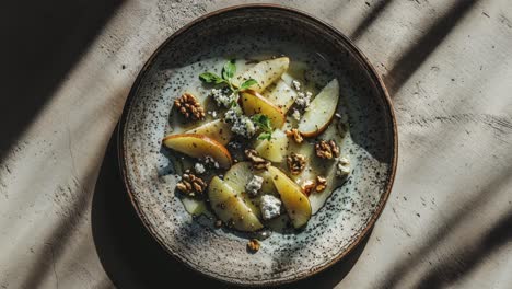 pear and blue cheese salad with walnuts