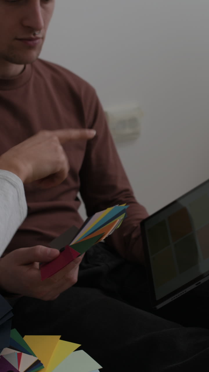 Choosing the perfect color palette for a design project