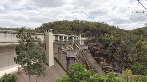 muro de la presa warragamba sydney australia