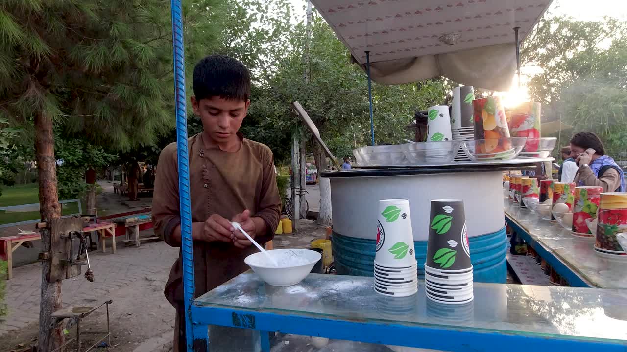 Egg Shells Off, Eggs in Bowl