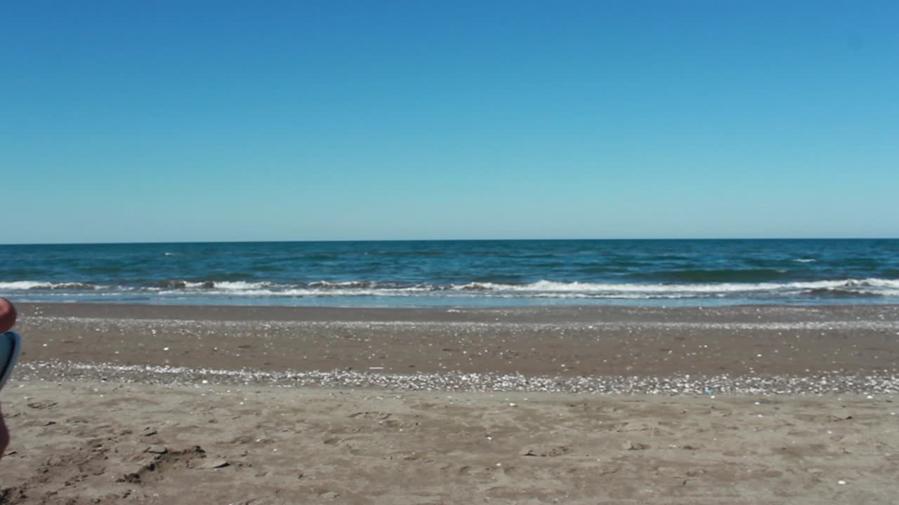 해변에서 사진을 찍는 것