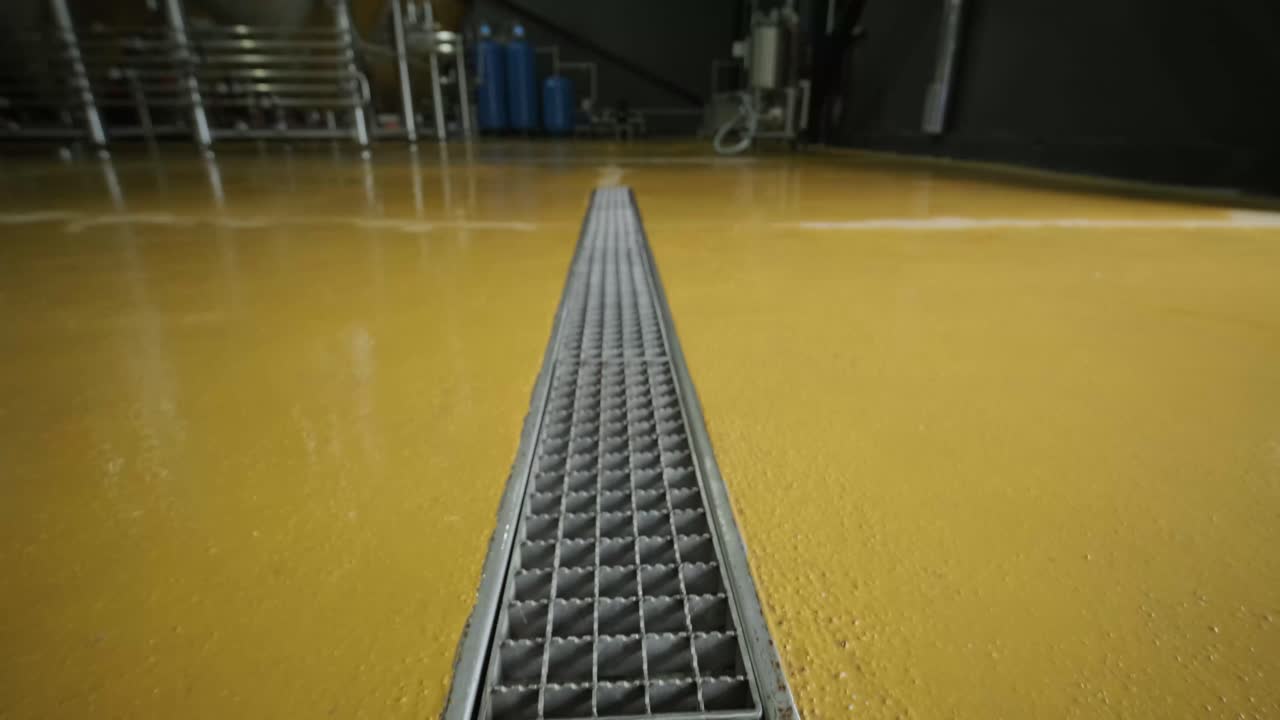 drenaje de aguas pluviales en el interior moderno