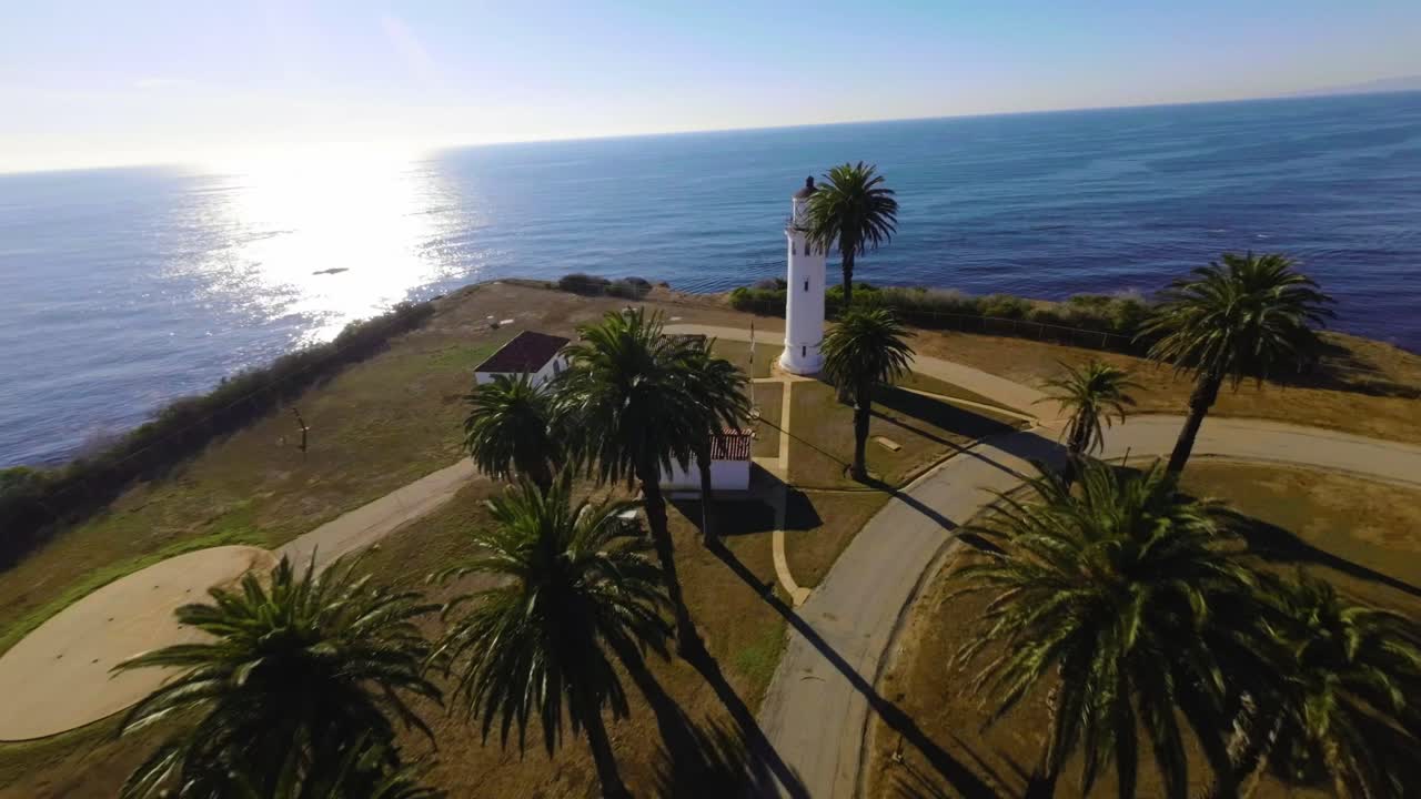 vistas aéreas del faro de point vicente en rancho palos verdes, california