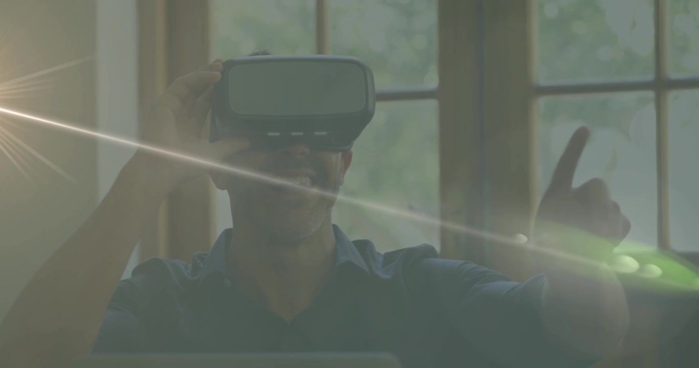 Animazione di una rete di connessioni che si sovrappone a uno scolaro che utilizza un visore VR.