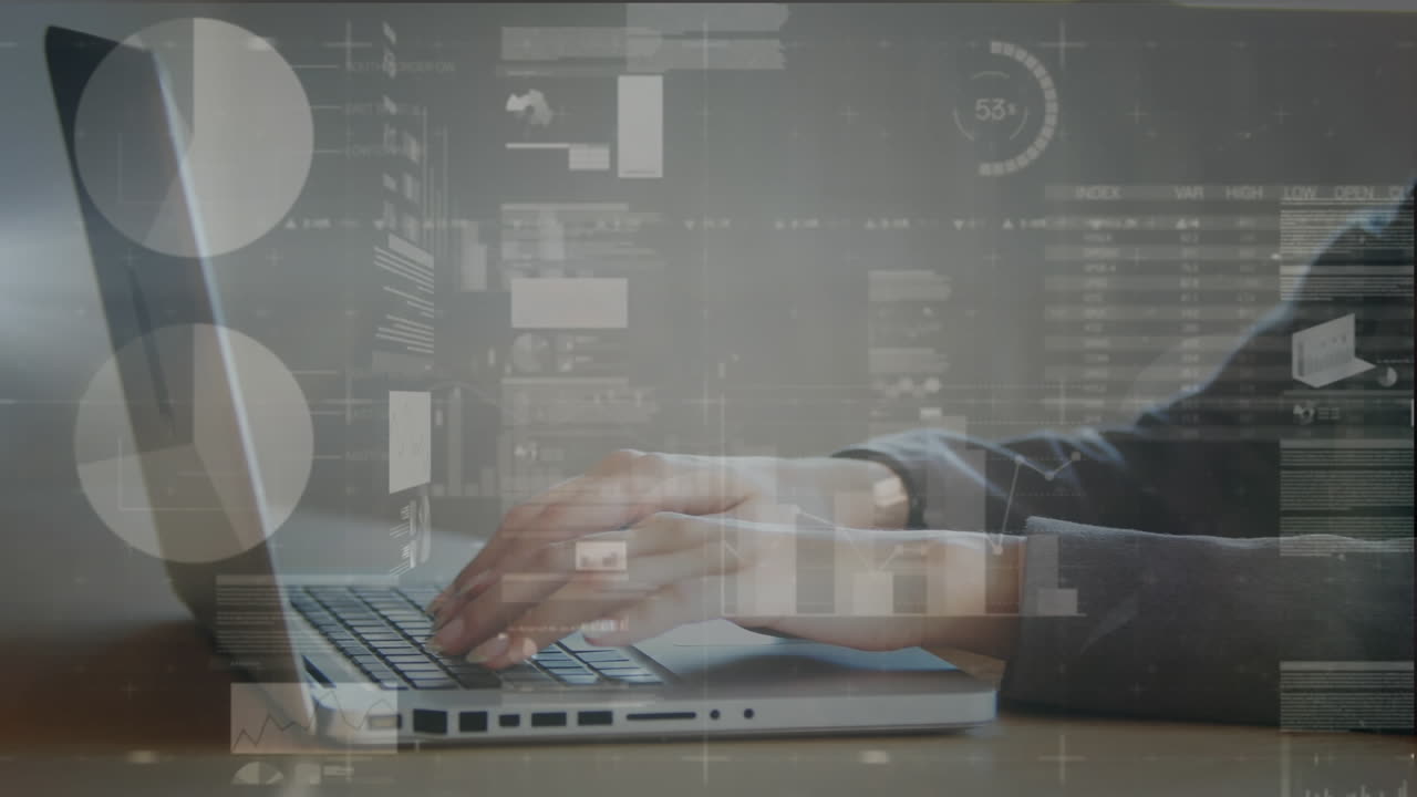 컴퓨터를 사용하는 사업가에 대한 금융 데이터 처리 애니메이션
