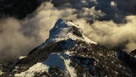 a pointy and sharp edge on the top of the mountain pico ruivo in madeira