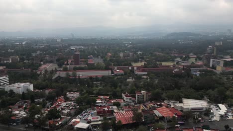 Hyperlapse-of-Ciudad-Universitaria-from-the-Copilco-area,-Coyoacan,-Mexico-City