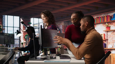 it worker and colleague programming in ai startup office to build applications