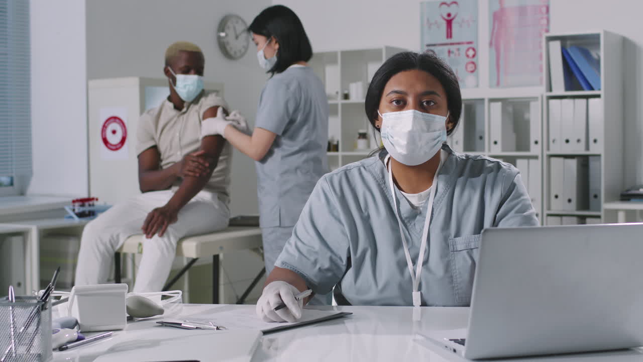 Vaccination in a medical office