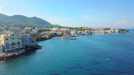 Imágenes-De-Drones-Del-Castillo-Aragonés-En-Ischia,-Italia