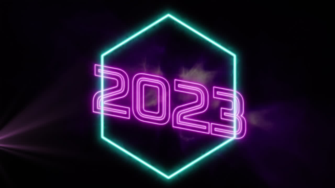 Animazione del numero neon 2023 e di una forma su scie luminose.