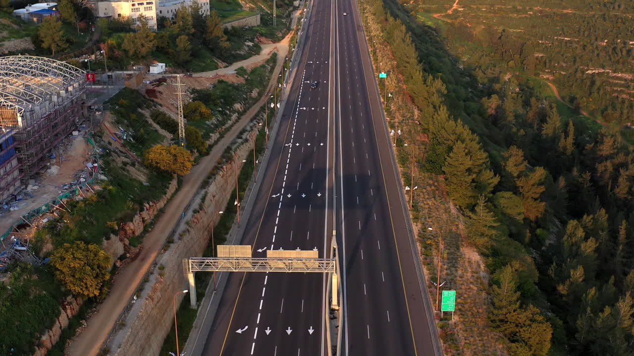 Tel aviv Jerusalem Straight Highway 1 Limited traffic in coronavirus outbreak Lockdown