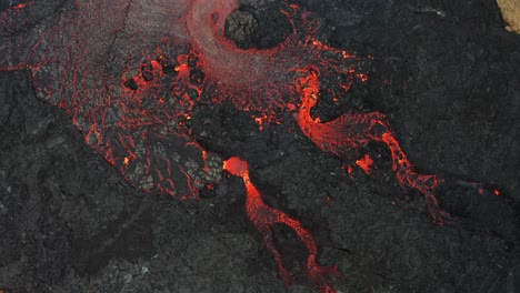 Active-vulcano-erupting-lava-and-magma-in-Iceland