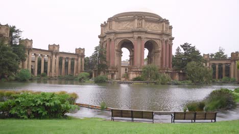 parque y lago del palacio de bellas artes