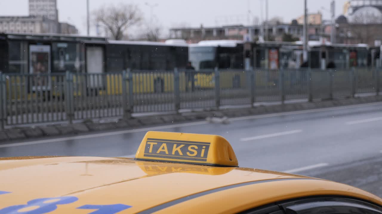 taxi di istanbul in città