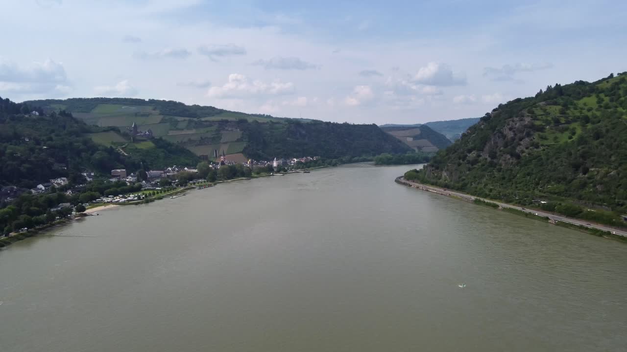 바카라흐 시 와 강변 의 마을 들, 라인 강의 굴곡 한 협곡 을 따라, 독일