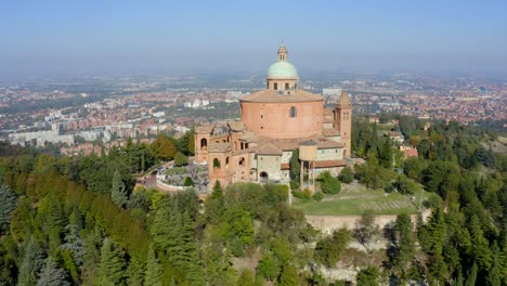 Sanctuary-of-the-Madonna-di-San-Luca,-Bologna,-Emilia-Romagna,-Italy,-October-2021