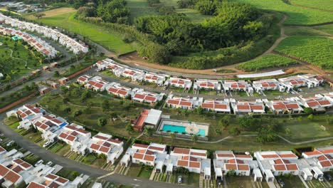 Antena-Del-Barrio-Suburbano-De-Cali,-Valle-Del-Cauca,-Colombia.