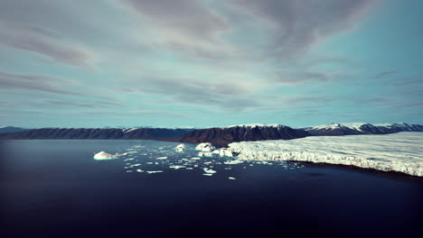 Glaciar-Antártico-Que-Se-Derrite-En-Un-Entorno-De-Calentamiento-Global