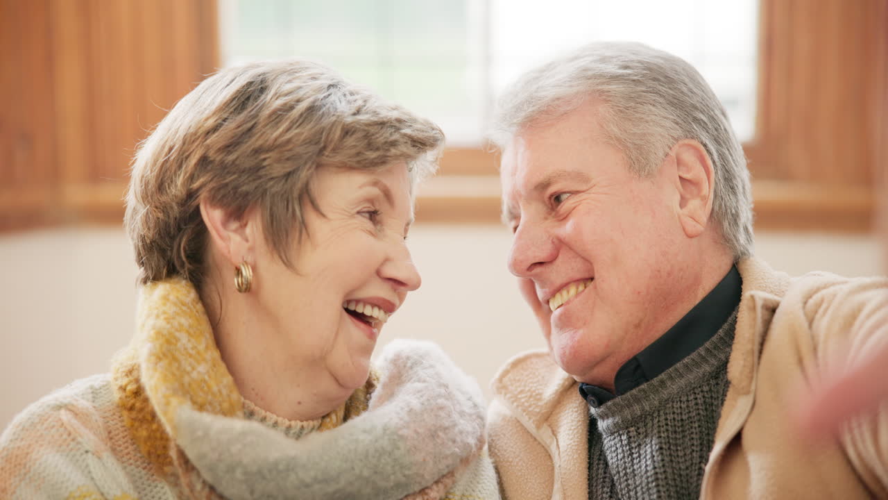 세니어 커플과 셀피, 사랑, 은퇴