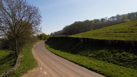 4k flying over hawkridge reservoir, drone raising in the air, 60fps