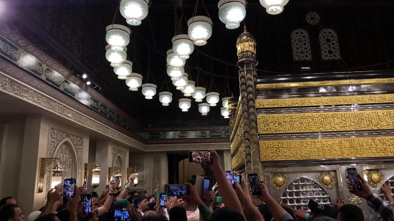 Muslims flocked to visit the Imam Hussein ibn Ali Mosque in Cairo, Egypt.