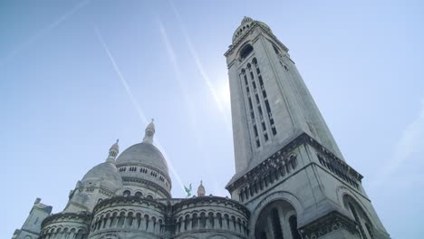 vida parisiense: capturando la esencia de la capital de francia sumérgete en la vida cotidiana de parís, con sus bulliciosos cafés, elegantes bulevares y sitios históricos