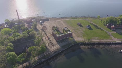 Disturbing-aerial-of-mass-unmarked-graves-in-New-York-on-Hart-Island-of-Covid19-death-victims-5