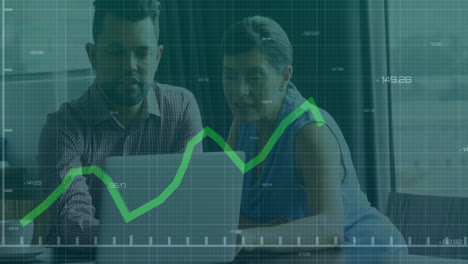 Animación-Del-Procesamiento-De-Datos-Financieros-Sobre-Diversos-Empresarios-En-El-Cargo