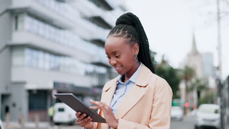 Business,-black-woman-and-tablet-in-city