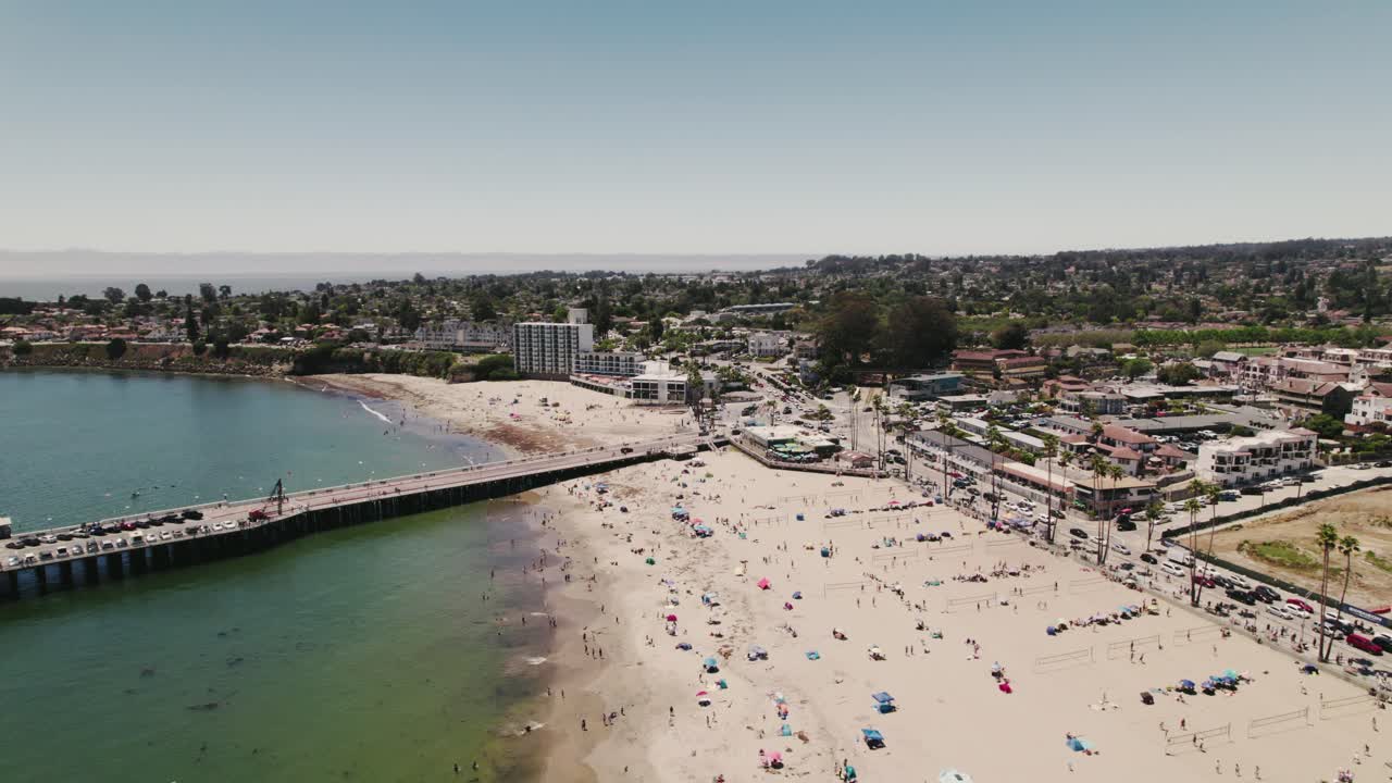 산타 크루즈 비치 보드워크 드론