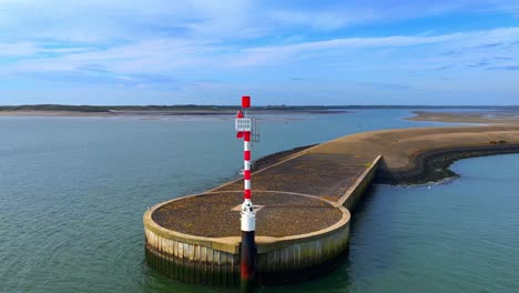 Beacon-of-light-warning-sign-upon-arriving-at-Dutch-Texel-Island-by-ferry