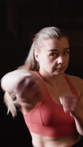 entrenamiento de boxeo femenino