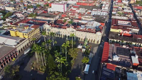 Eine-Stadt-In-Der-Ostmexikanischen-Sierra-Madre,-An-Den-Abhängen-Des-Vulkans-Pico-De-Orizaba,-Popocatepetl,-Mexiko