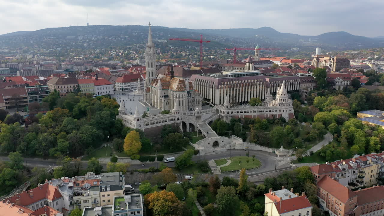 vista aérea de budapest, bastión de los pescadores
