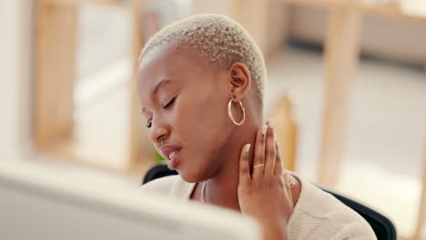 Mujer-Negra,-Negocios-Y-Dolor-De-Cuello-Con-Agotamiento