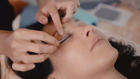 eyelash extension procedure