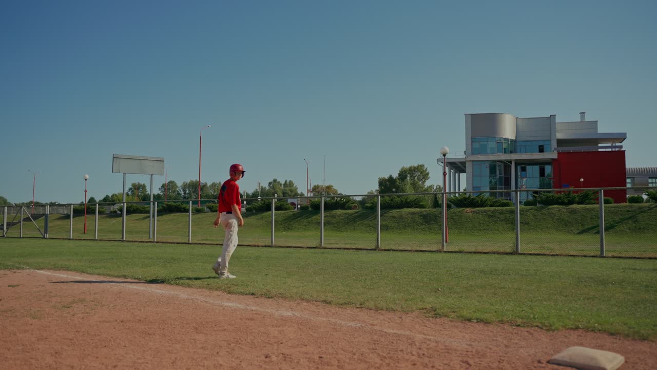 Giocatori di baseball sul campo