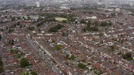 Drohnenschuss-Beim-Überfahren-Von-Wohnsiedlungen-In-Birmingham