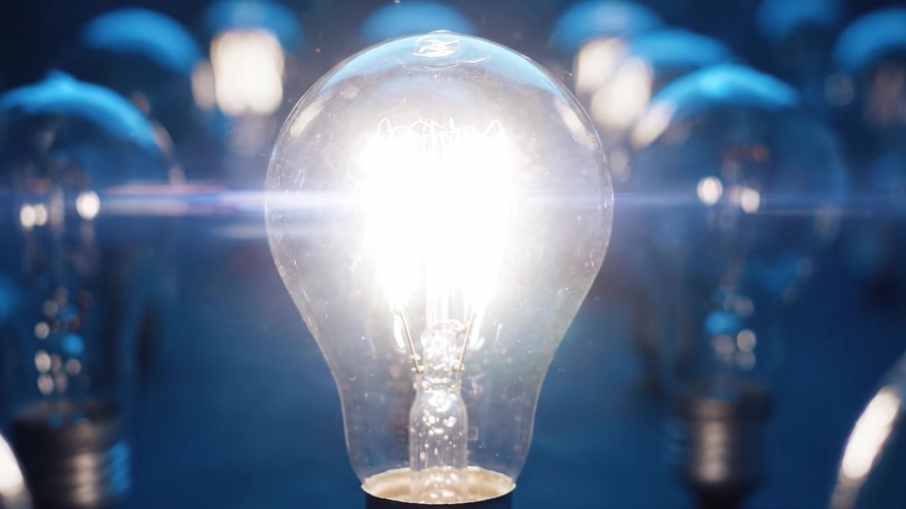 複数の電球の中で輝く一つ：照明技術と革新の美しさを際立たせる、魅惑的な光の表現