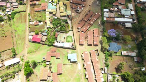 Asentamientos-Rurales-De-áfrica,-Casas-Rurales-De-Kenia,-Granjas-De-Agricultura-Verde,-Asentamientos-Pobres-De-áfrica,-Casas-Rurales-De-Kenia