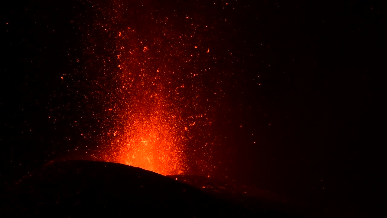 erupción volcánica en la palma islas canarias 2021