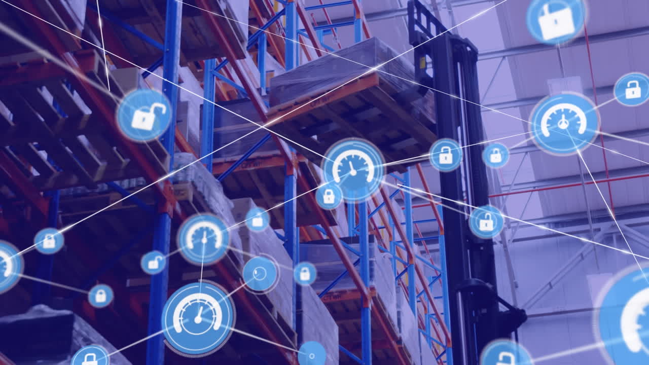 red de iconos digitales contra la máquina de carretilla elevadora que mueve paquetes en el almacén