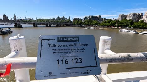 los samaritanos ofrecen apoyo en el puente