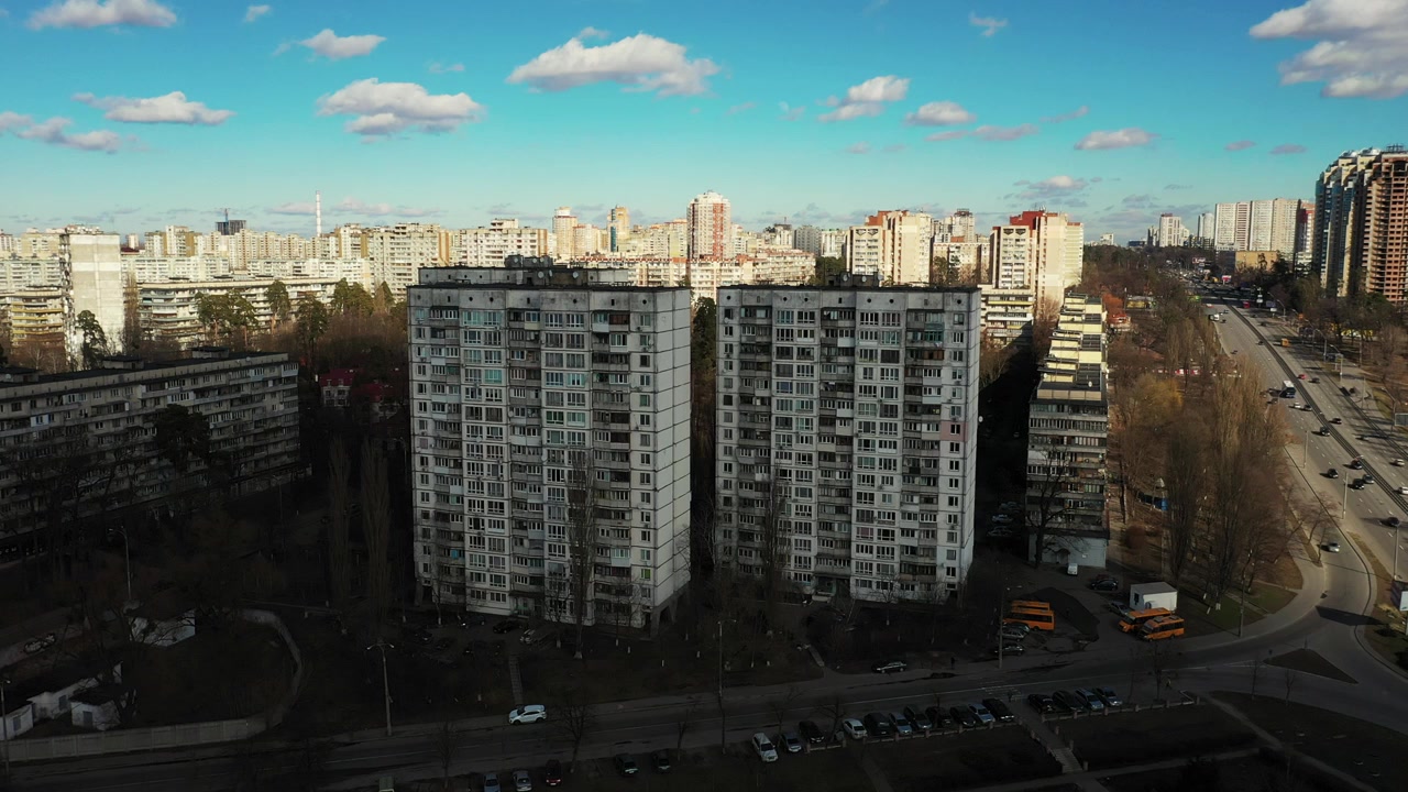 Vivendo em Kiev - casas grandes vistas de cima