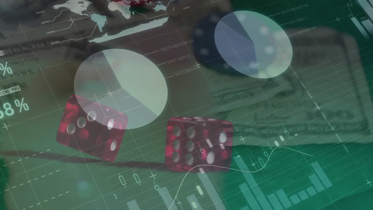 animación del procesamiento de datos financieros sobre dos dados, fichas de juego y billetes de dólares estadounidenses