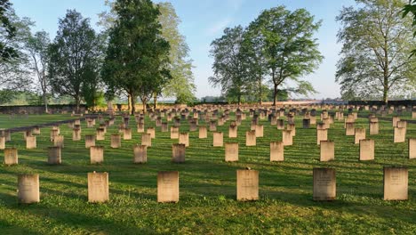 Jüdischer-Friedhof-In-Südfrankreich