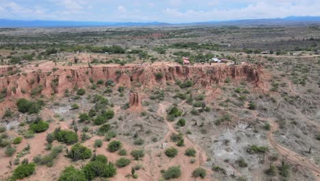 el maravilloso desierto de la tatacoa en colombia g