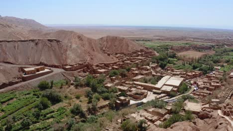 Tuyoq-O-Tuyugou-O-Tuyuk-Es-Una-Antigua-Ciudad-Oasis-En-El-Desierto-De-Taklamakan